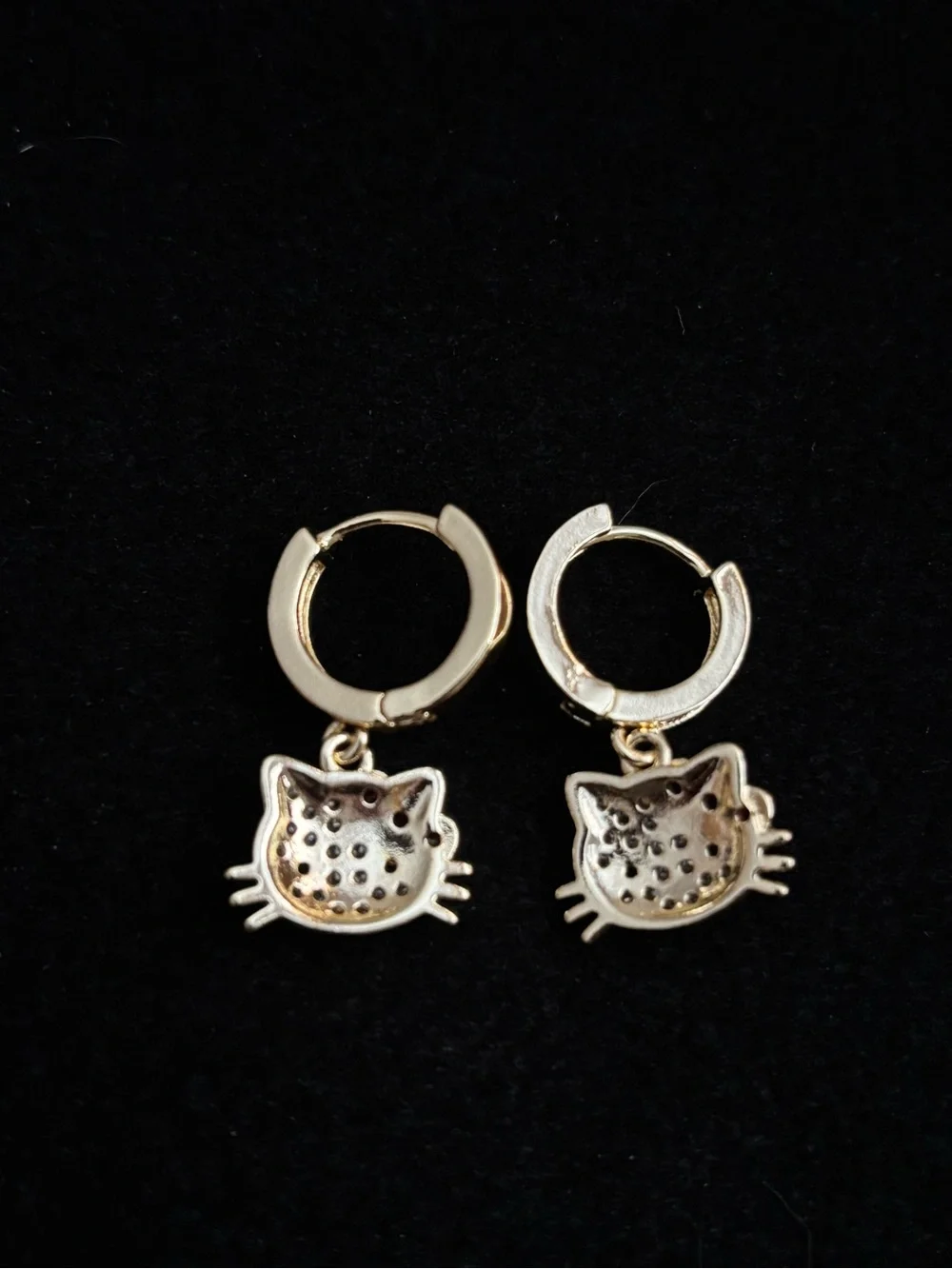 Gold Plated Hello Kitty earrings